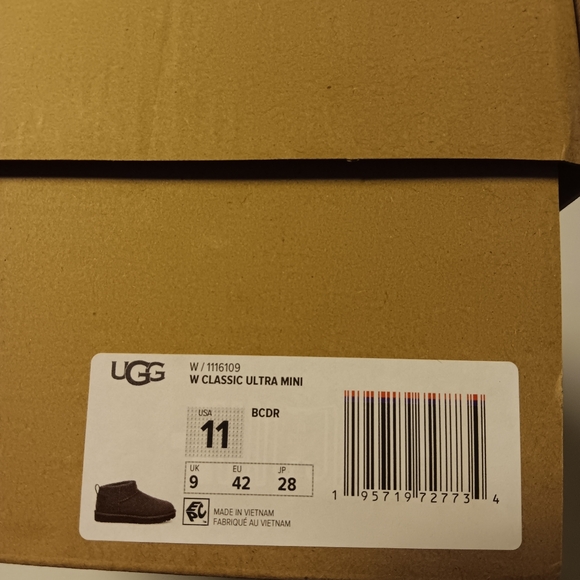 NEW UGG Classic Ultra Mini Boots 1116109 Burnt Cedar Women's Size 11 - Picture 6 of 7